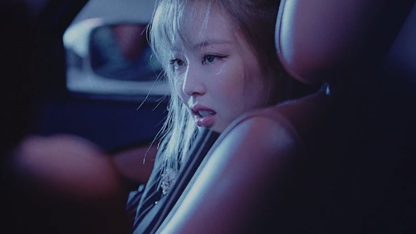 Kim Jennie pretty Savage