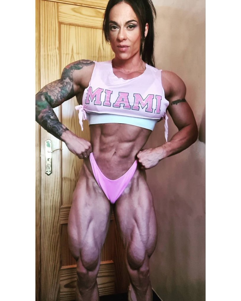 Laura Pintado bodybuilding
