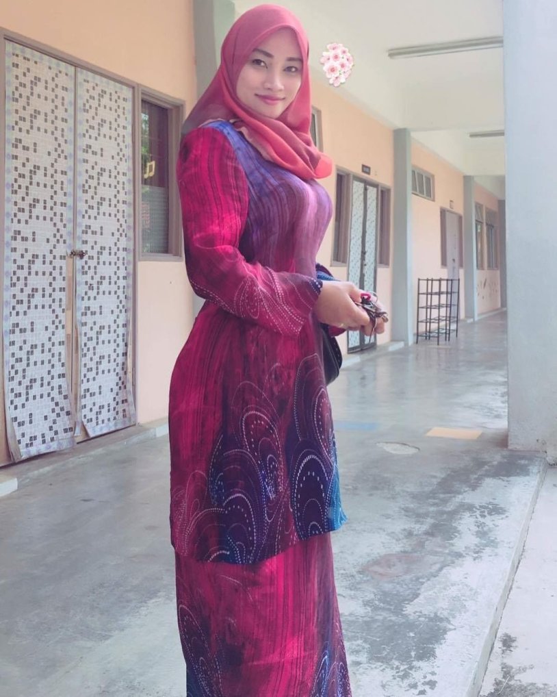 Beautiful figure in hijab