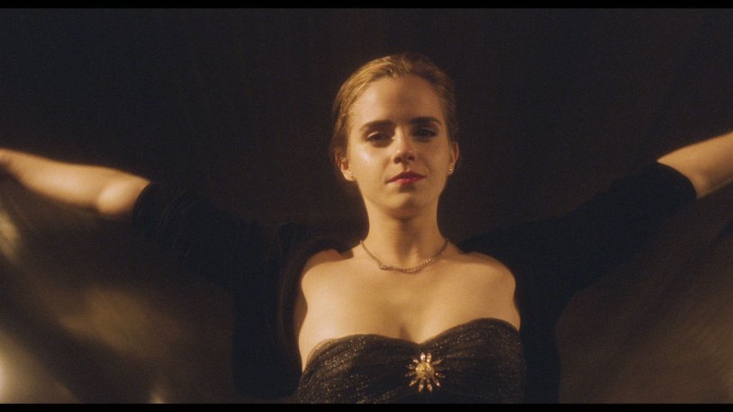 Emma Watson 18 gif
