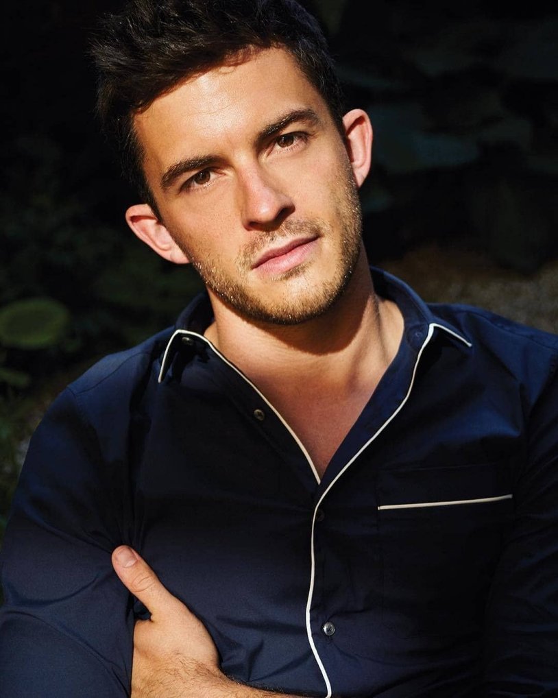 Jonathan Bailey
