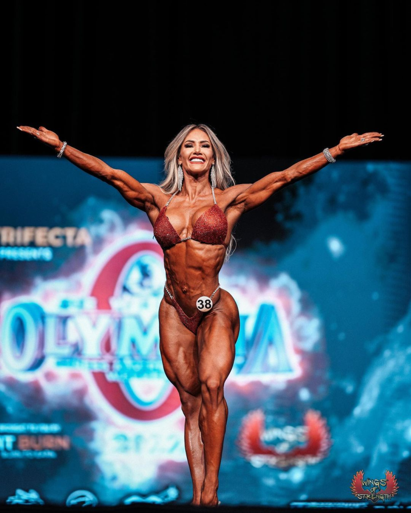 Maria Garcia muscle ABS