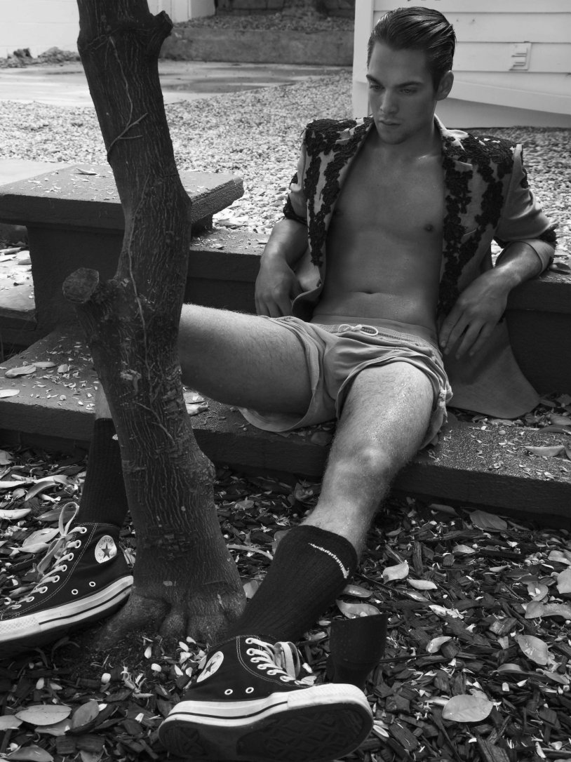 Dylan Sprayberry nude