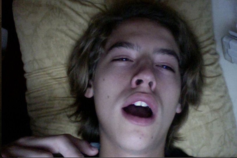 Cole and Dylan Sprouse nude