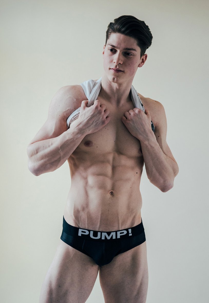Model Mattia Pecchini