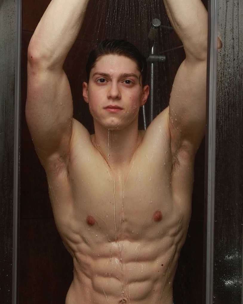 Model Mattia Pecchini