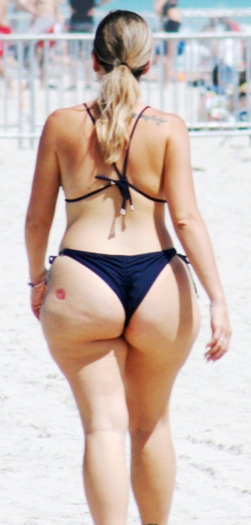 Grannies with big butts