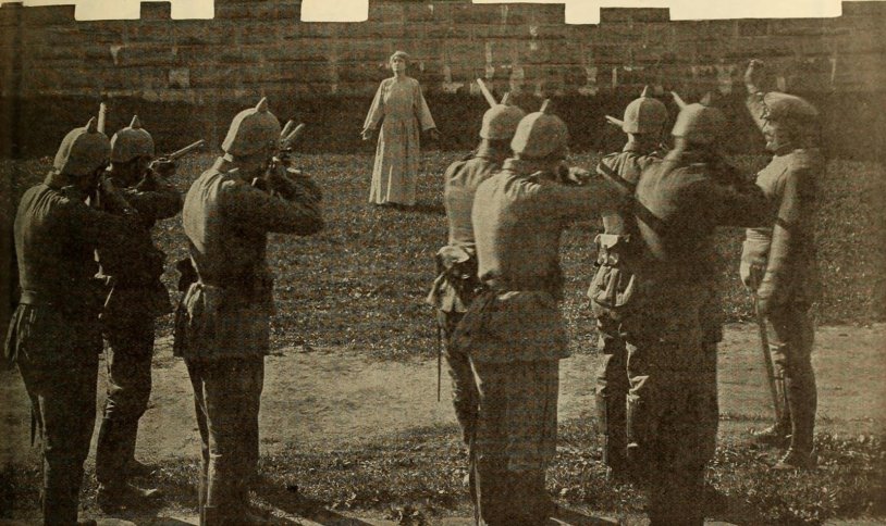 The Germans shoot the naked