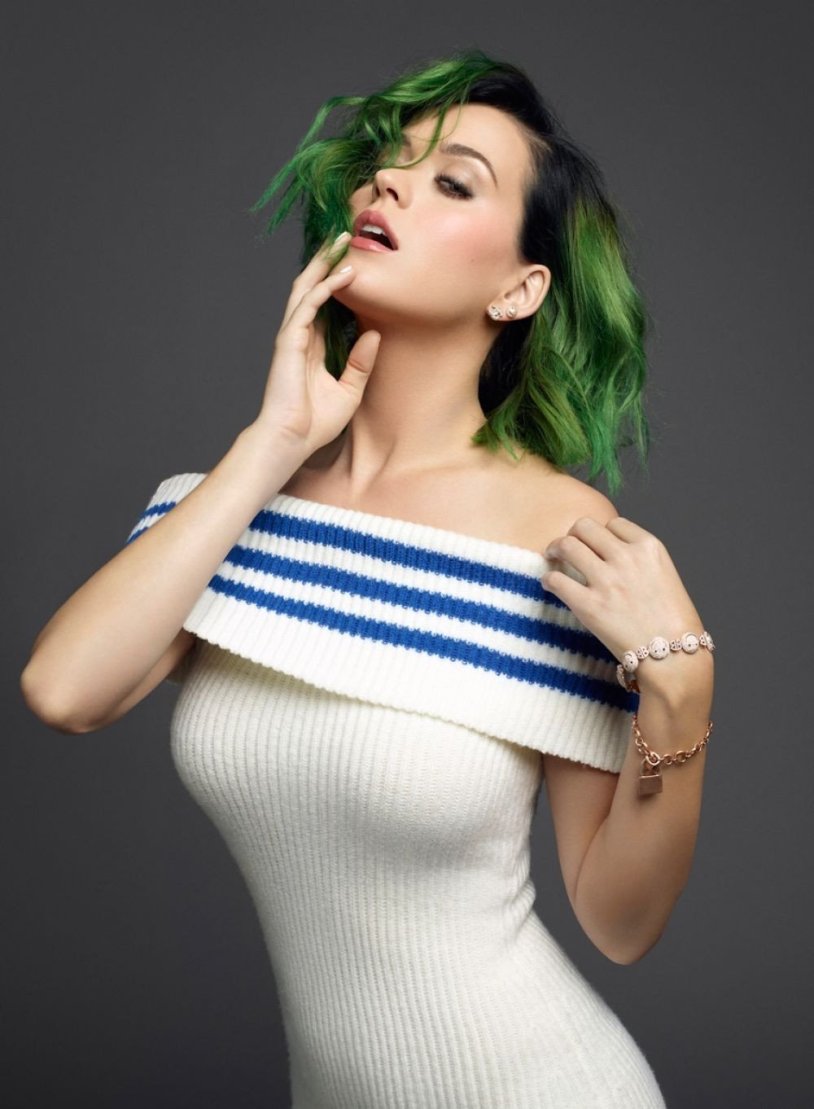 Katy Perry with green hair