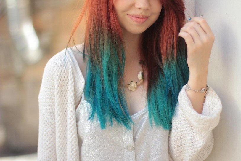 Red turquoise hair