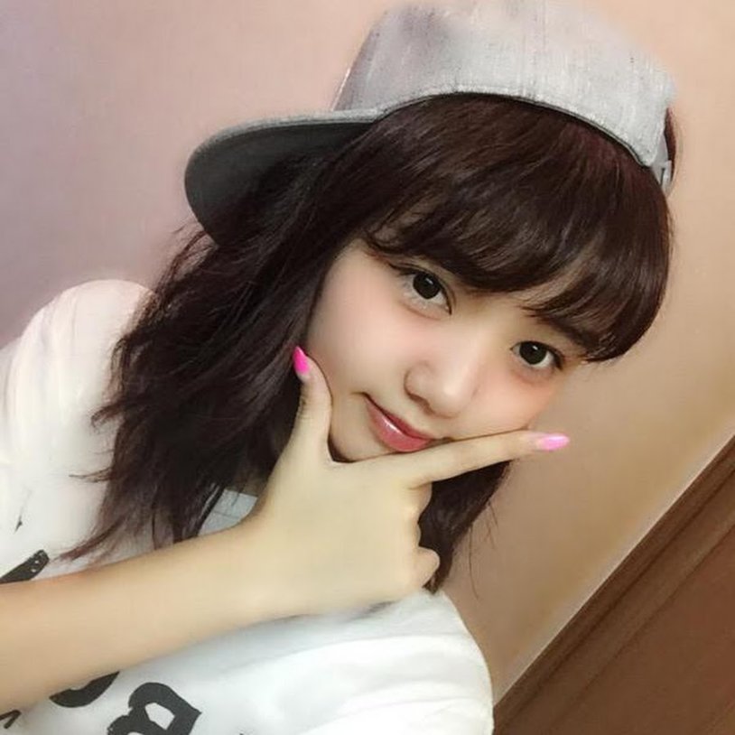 Japanese modern selfie