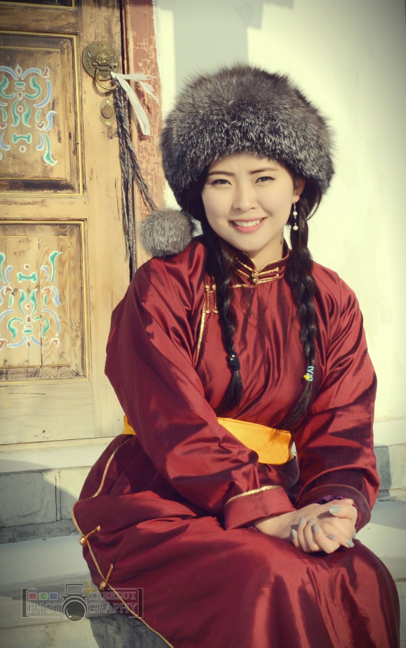 Nadmid singer Mongolia