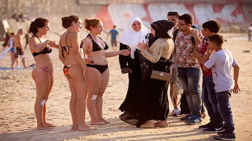 Iranian women on the beach