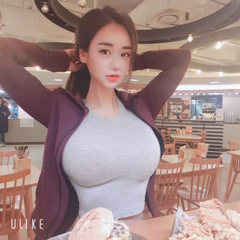 Songyuxin_Hitomi ￼follow ￼ ￼