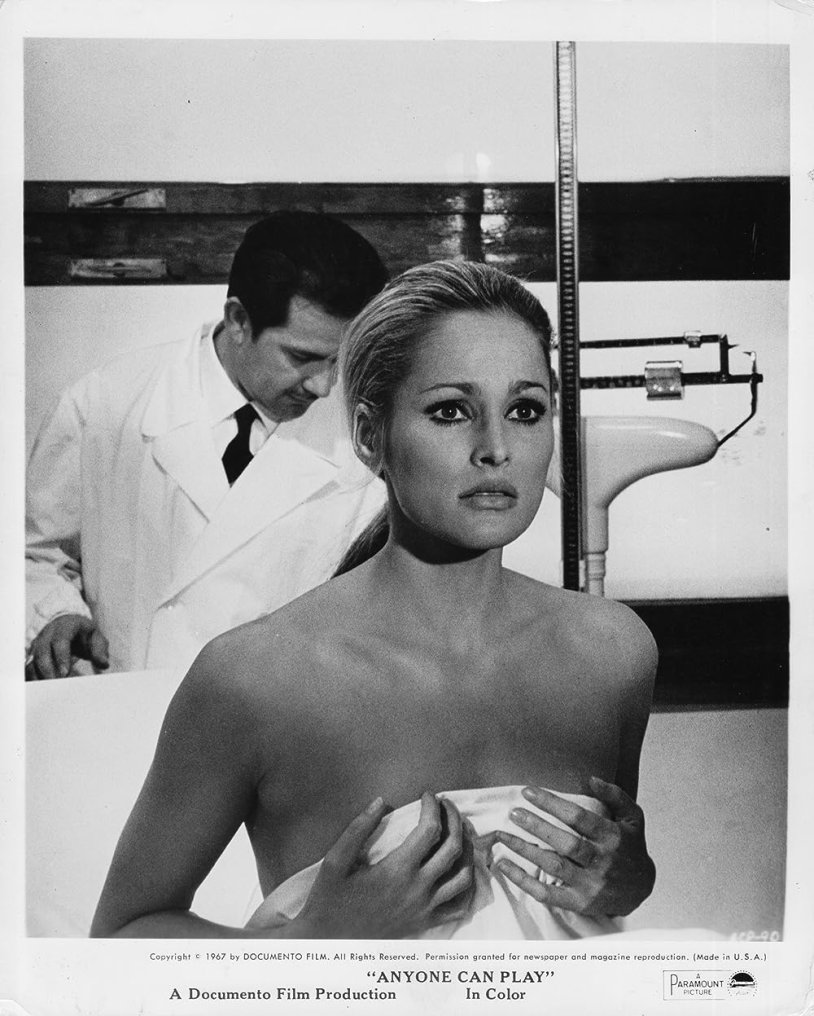 Ursula Andress breasts