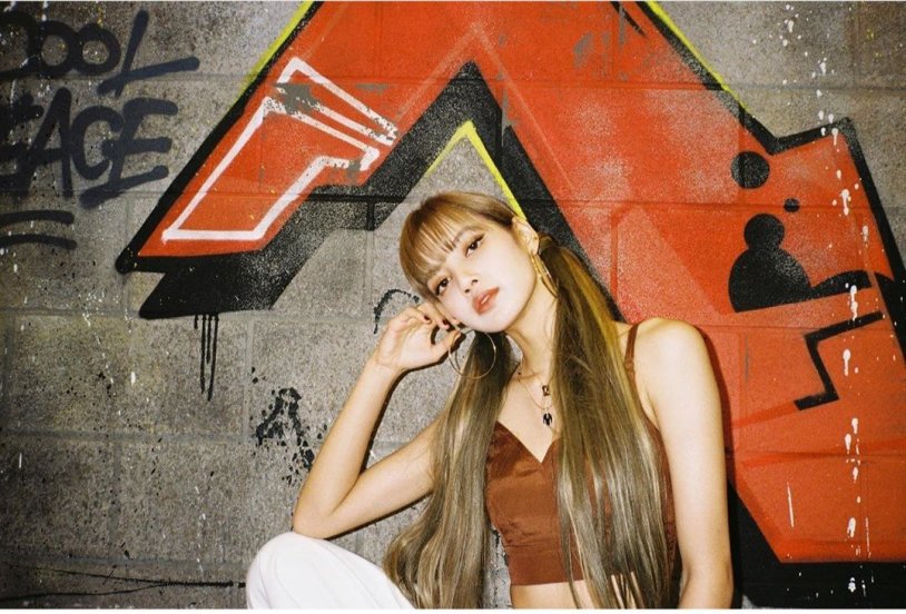 Lalisa Manoban Black Pink