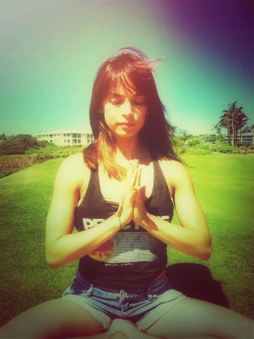Kristin Kreuk yoga photo