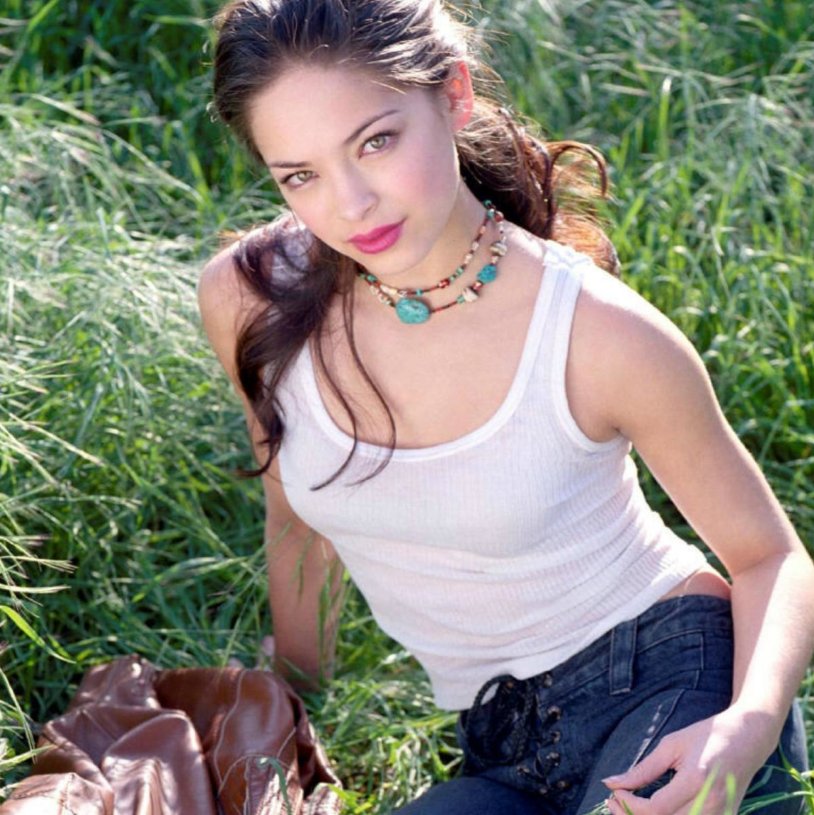 Kristin Kreuk 2019