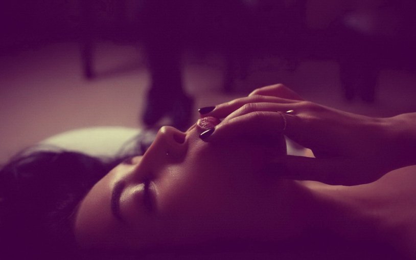 Lonely horny woman pounced