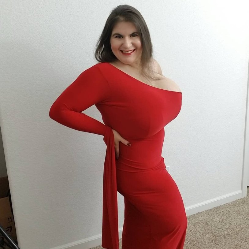 Cheryl Ubera breasts