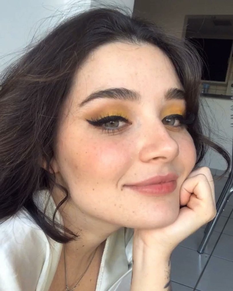 Mia Michele Alves without makeup