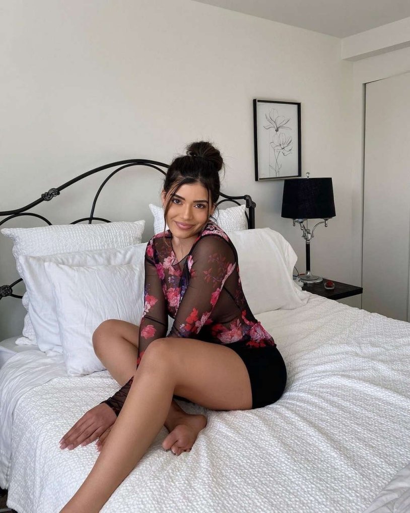 Daniella Semaan Instagram