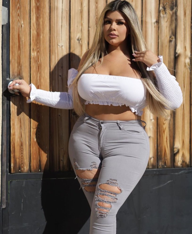 Michelle Raven model