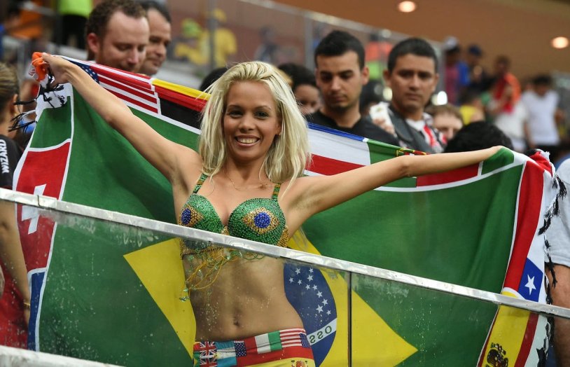 Brazilian Cheerleader 2002