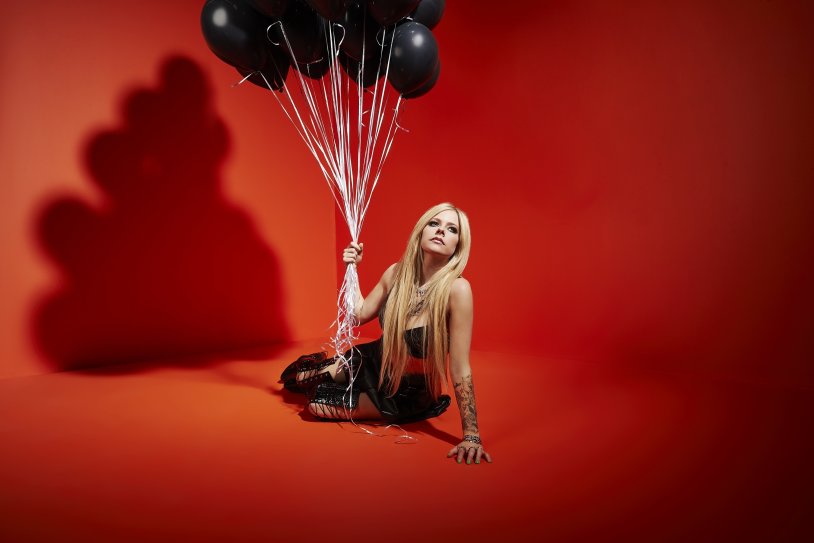 Avril Lavigne Love Sachs