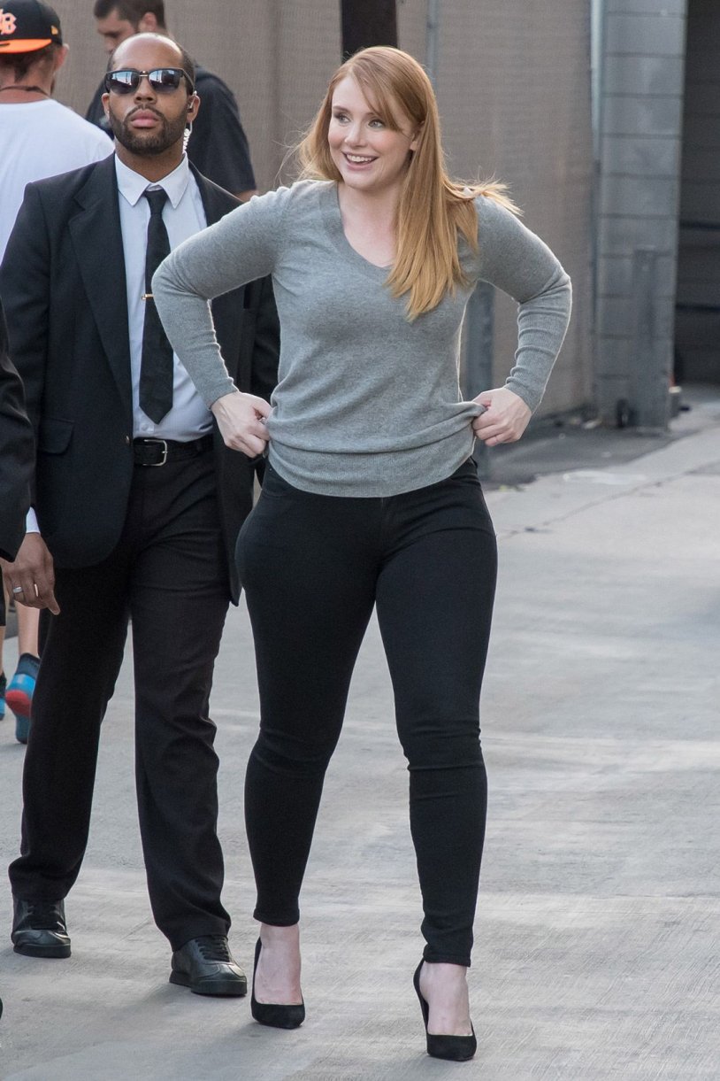 Bryce Dallas Howard in jeans