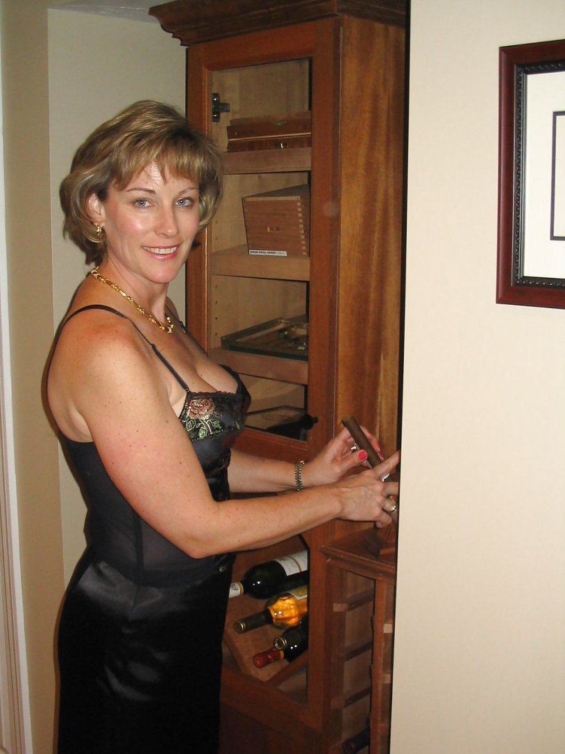 Ladies of Balzac age from the social network