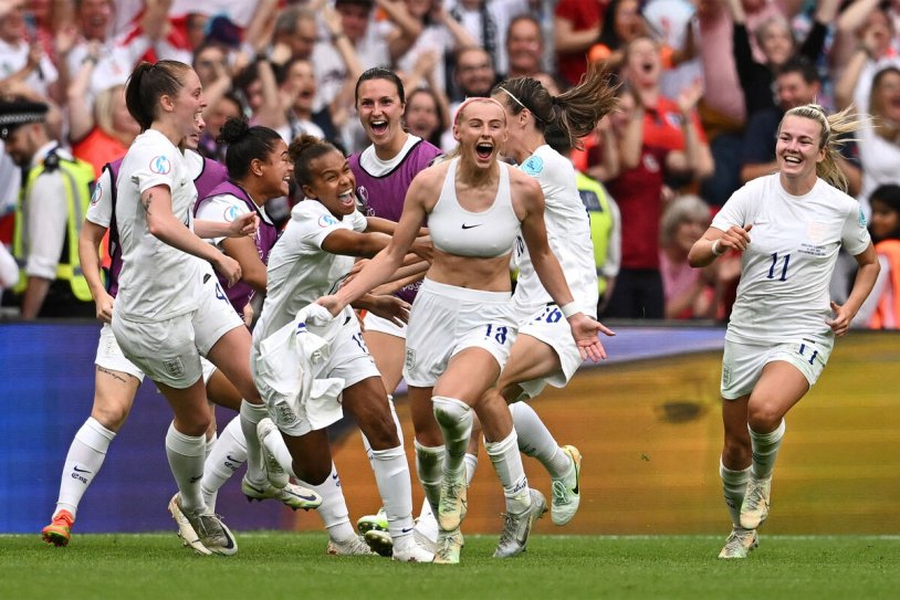 Cli Kelly football player