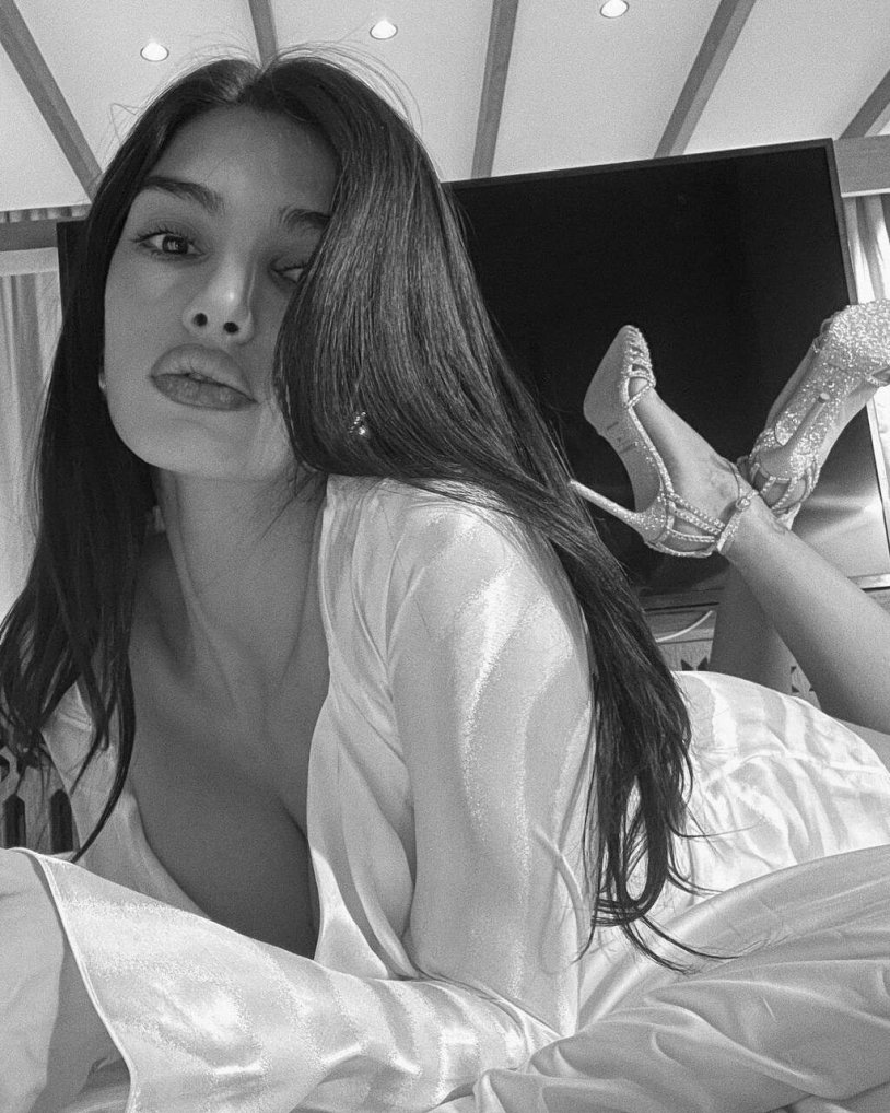 Milica Djordjevic nude