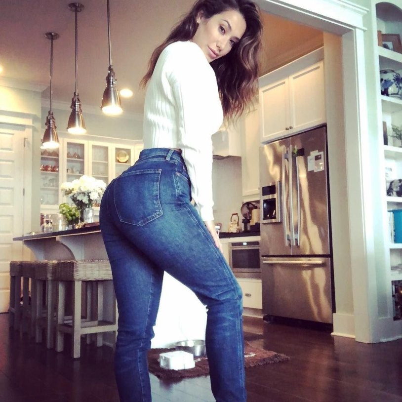 Eva de Dominici drain