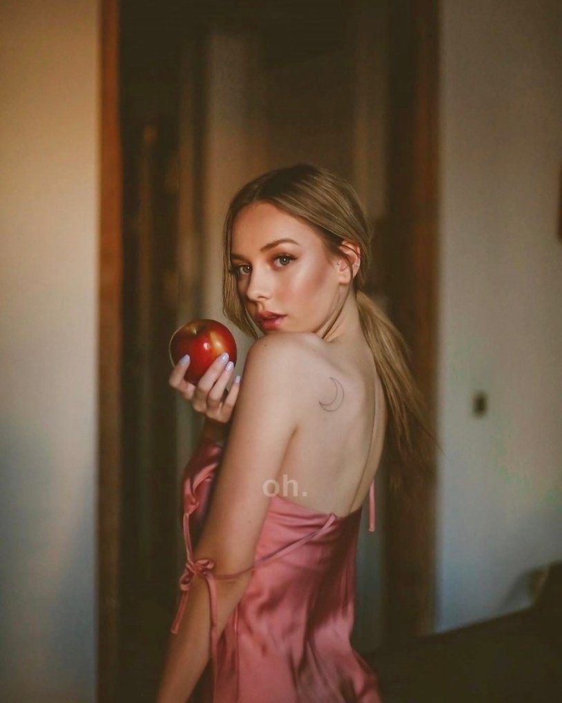 Esther Exposito Elite