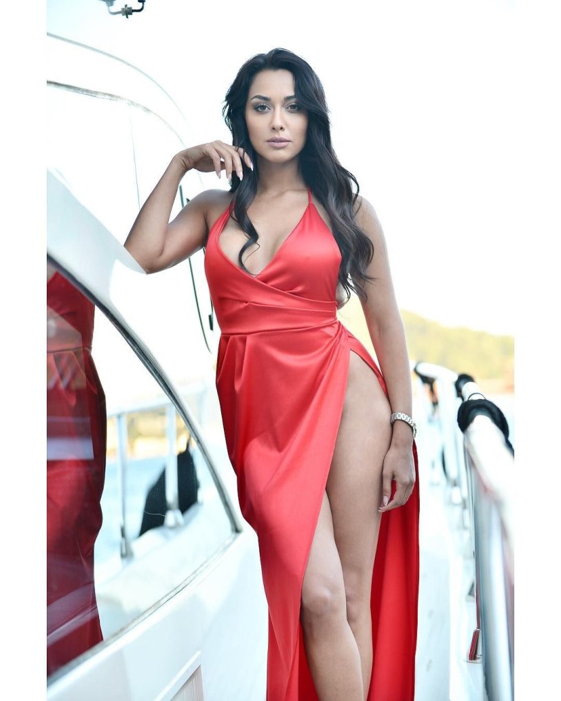 Iranian model Mahlagha