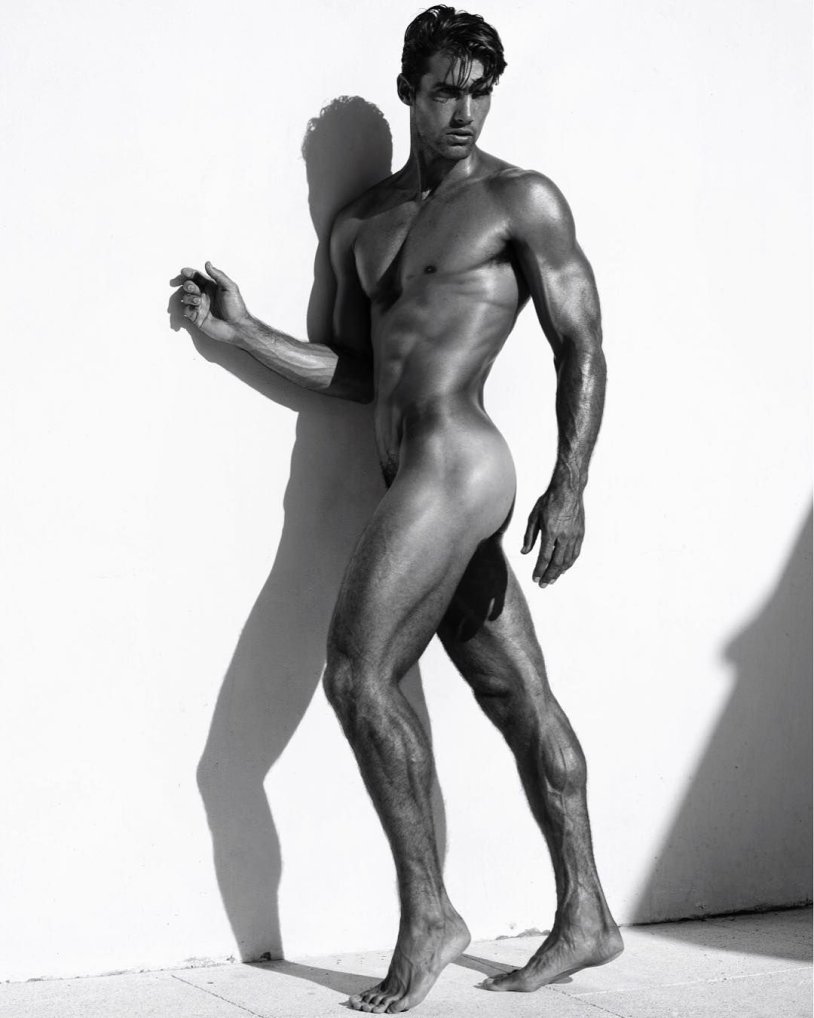 Naked Pietro Boselli dick