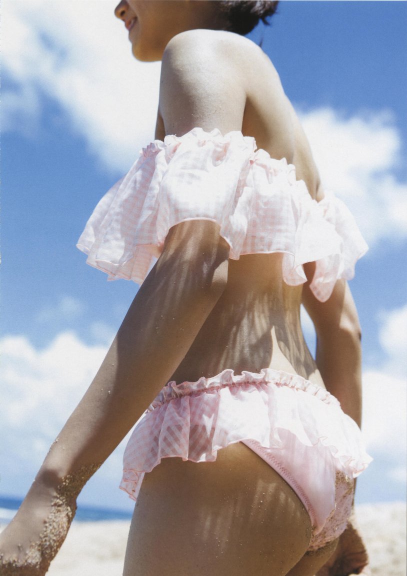 Swimsuit with frills