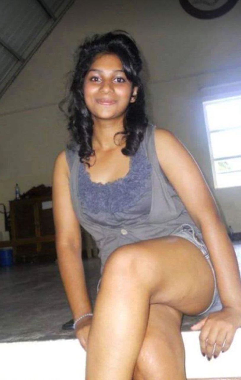 Sri Lanka College Girls