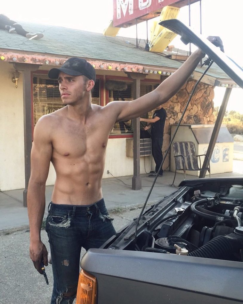 Maverick McConnell Naked