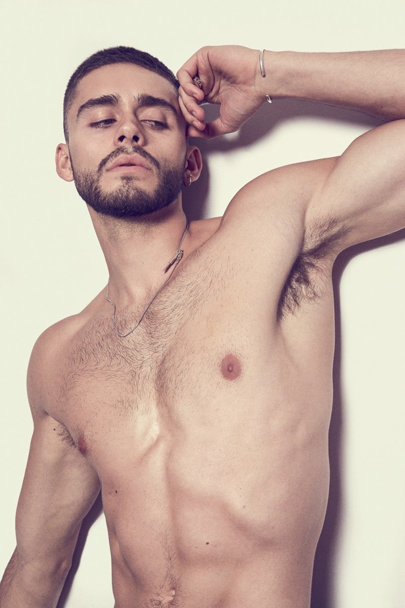 Maverik MacConnell Naked