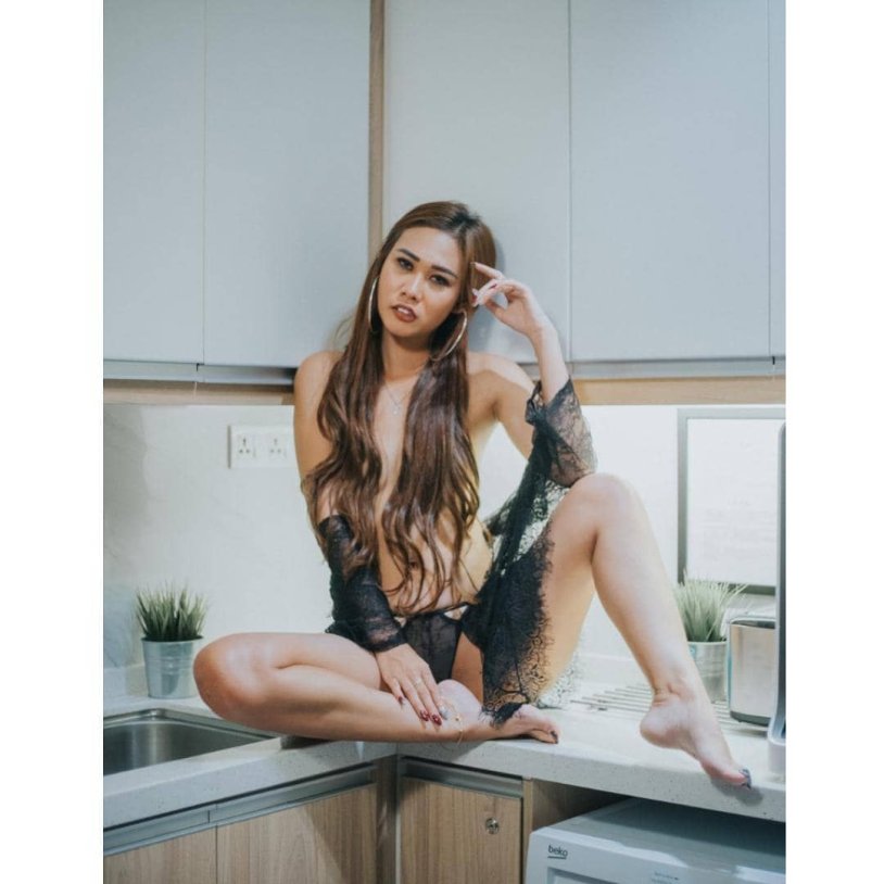 Photos of naked melan Plai Grand