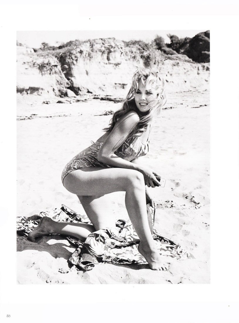 Milene Demonjo in his youth in a swimsuit