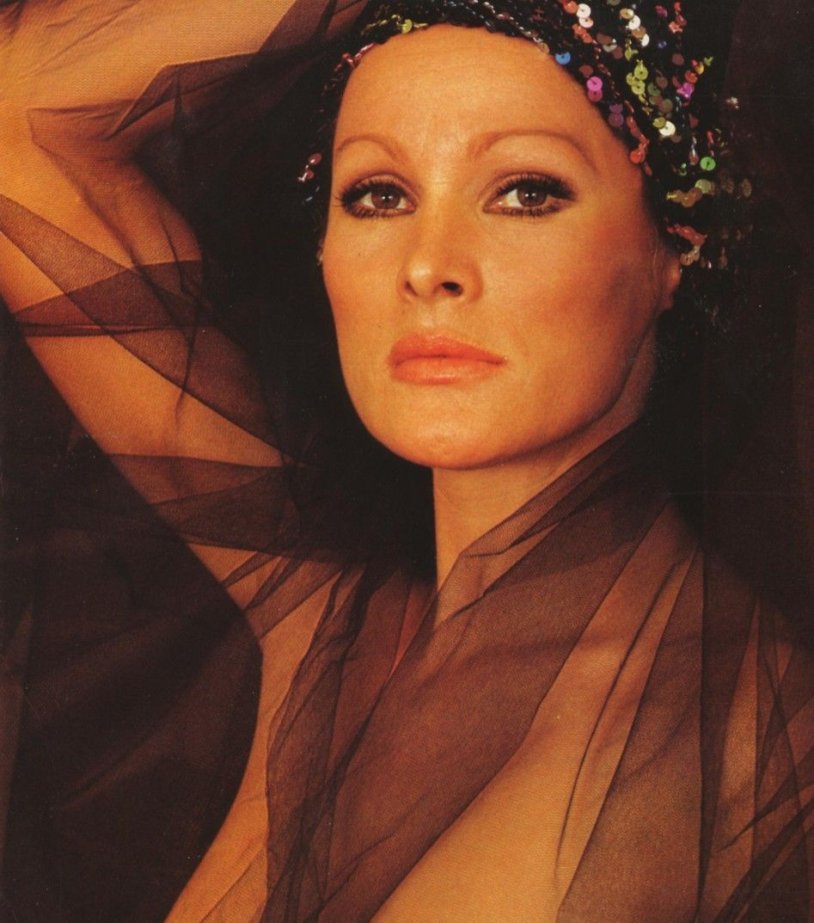 Ursula Andress (Ursula Andres) Naked