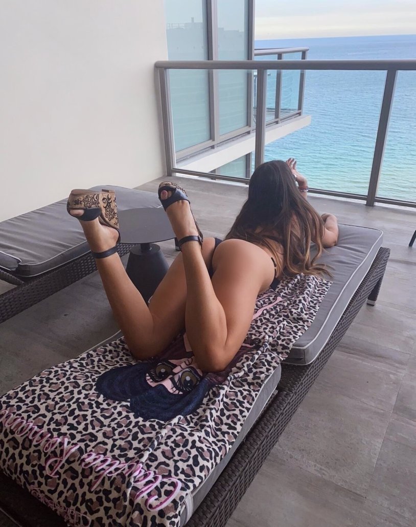 Claudia Romani Naked Tits