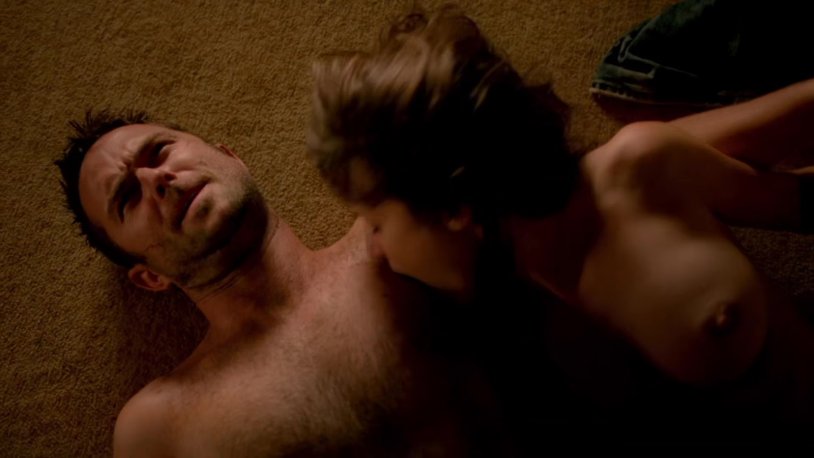Sullivan Stapleton Hot Nude