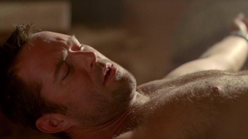 Sullivan Stapleton Naked