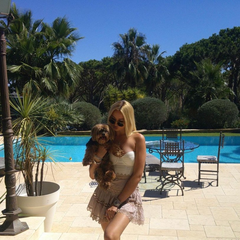 Paris Hilton with a dog