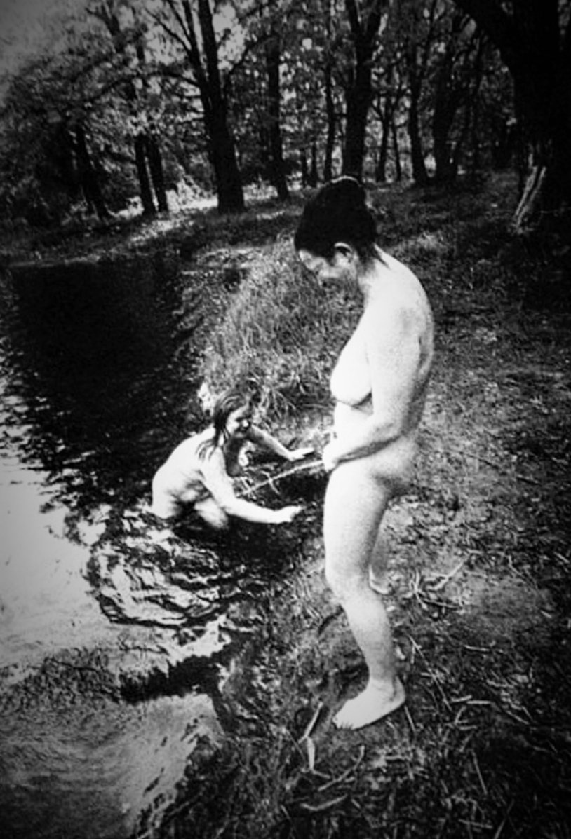 Pissing of Soviet women