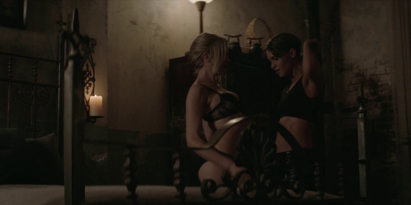 Ruby Rose Batvumen Naked